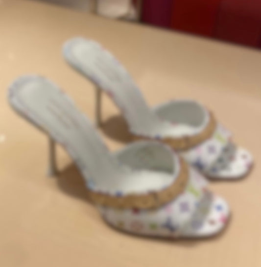 Xx LV White