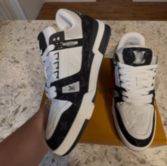 LV Trainers Black/white